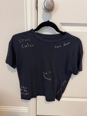 American Eagle arie embroidered Graphic T-Shirt Black Stay Chill Rock size S